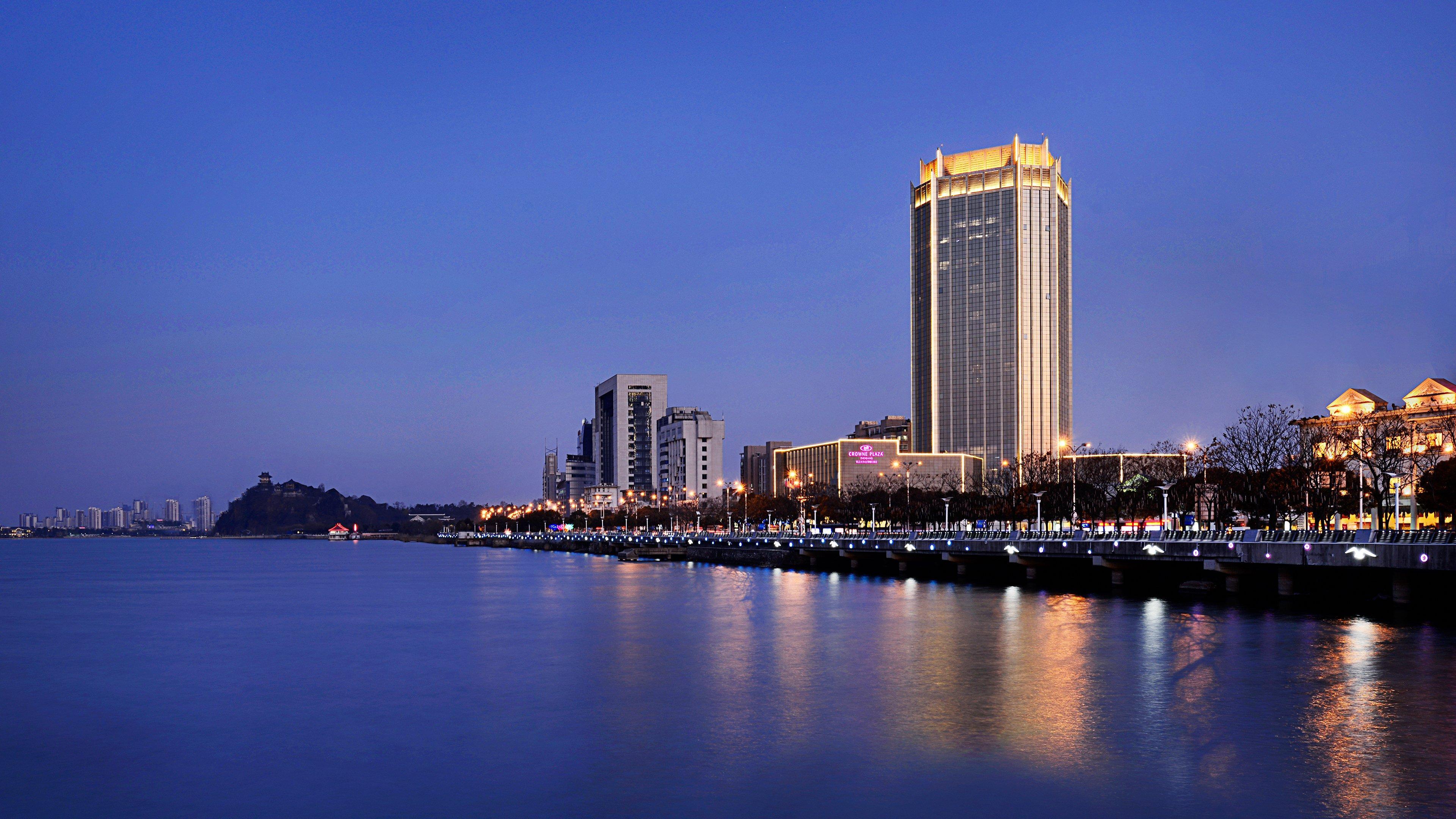 Crowne Plaza Zhenjiang, An Ihg Hotel Чженьцзян Екстер'єр фото