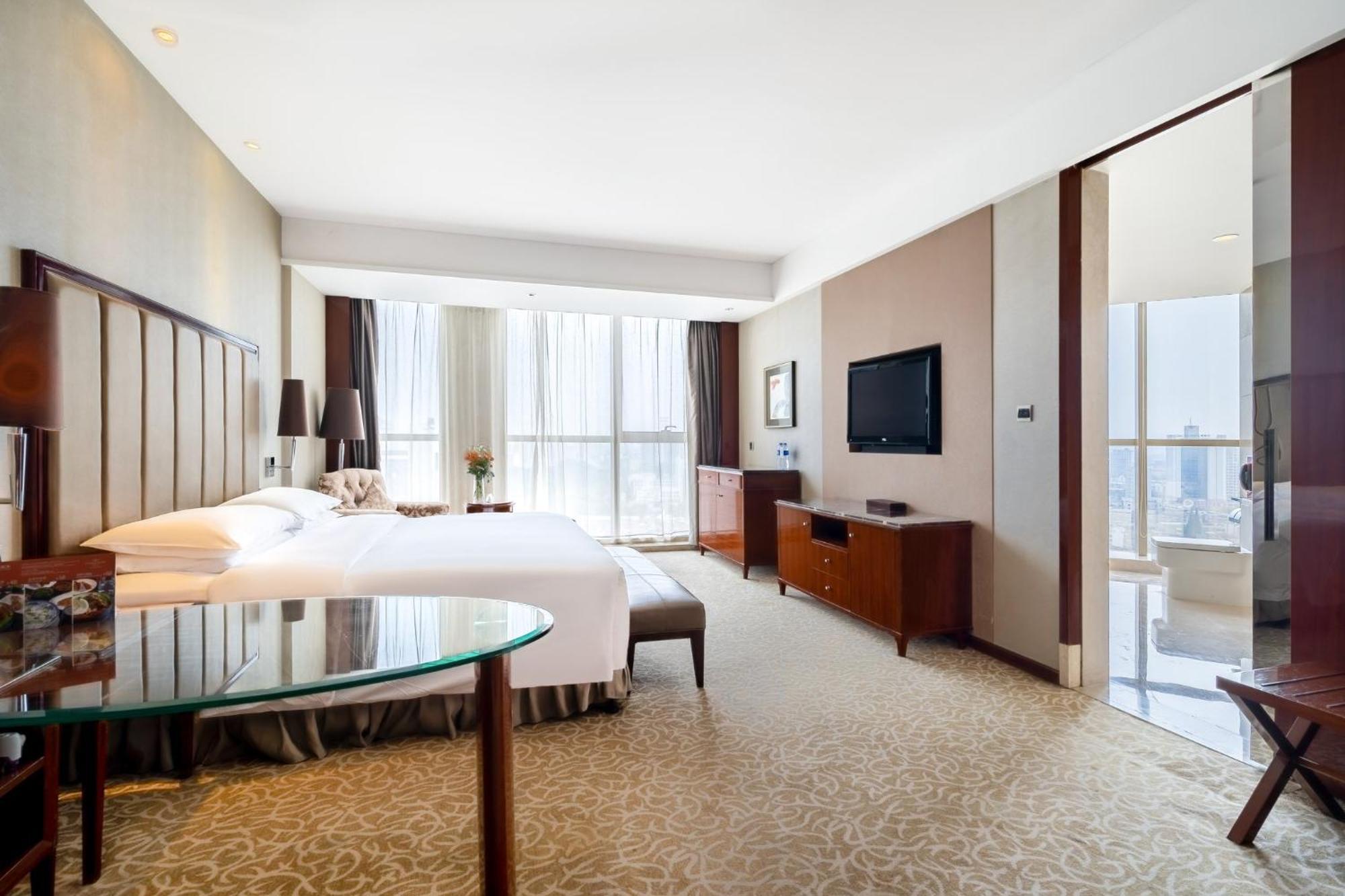 Готель Crowne Plaza Zhenjiang By Ihg Екстер'єр фото