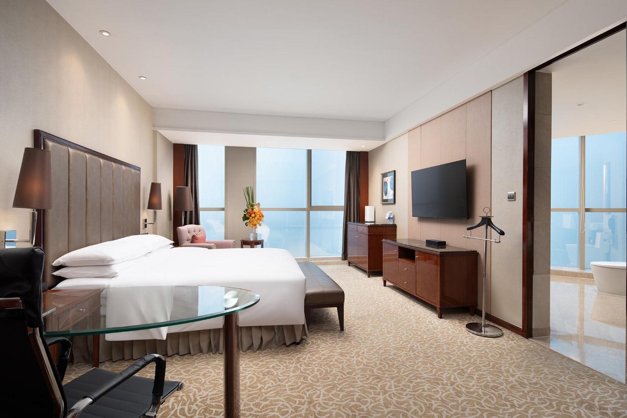 Готель Crowne Plaza Zhenjiang By Ihg Екстер'єр фото