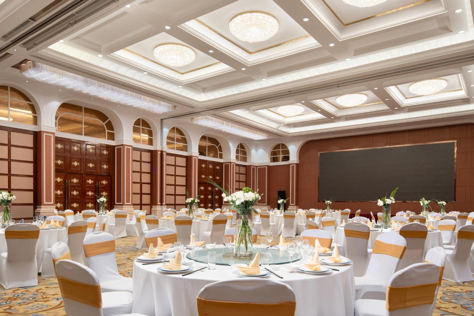 Готель Crowne Plaza Zhenjiang By Ihg Екстер'єр фото